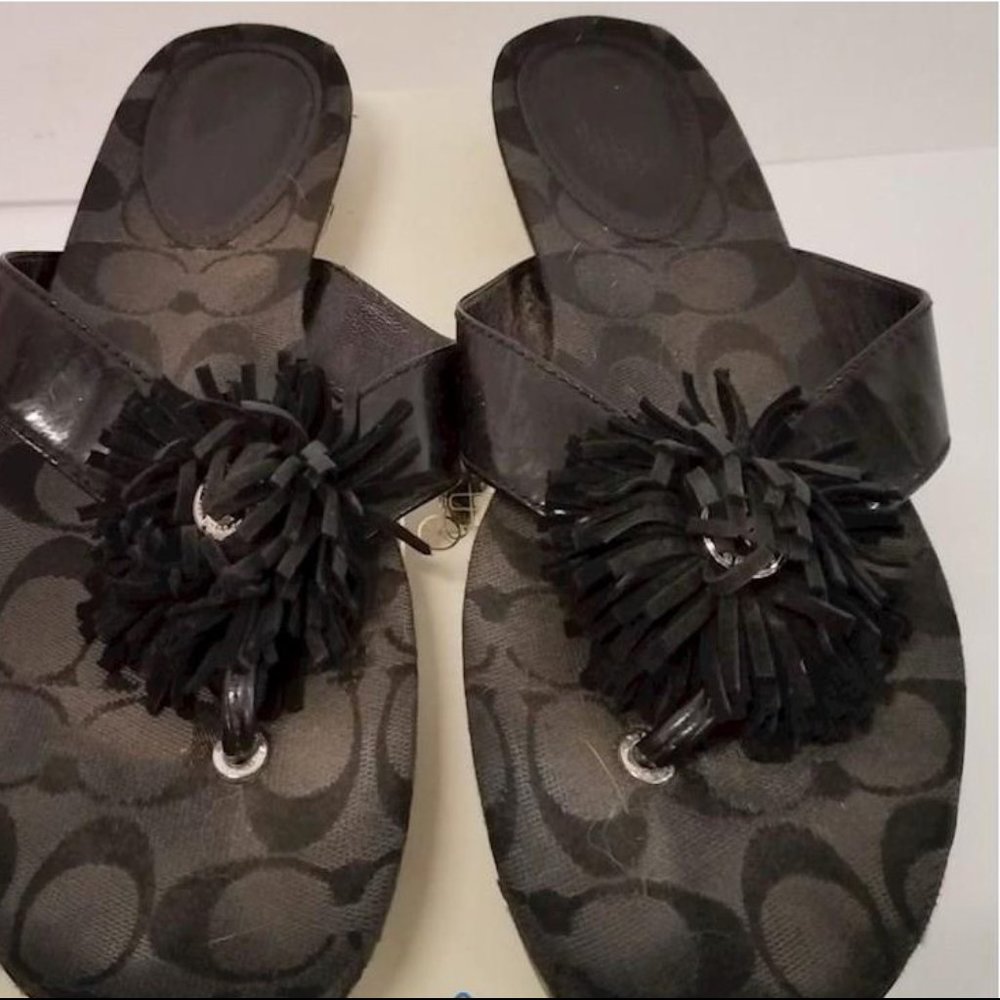 Coach Black Tan Suki Thong‎ Sandals - Picture 2 of 7